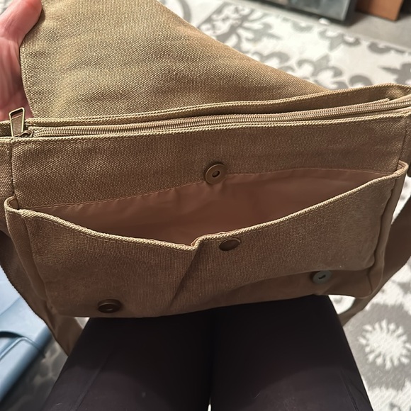 Tan canvas messenger bag - Picture 6 of 7